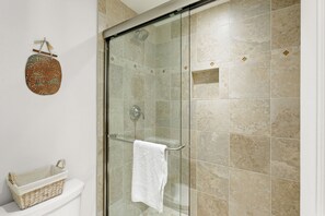 Apartment, 3 Schlafzimmer | Badezimmer