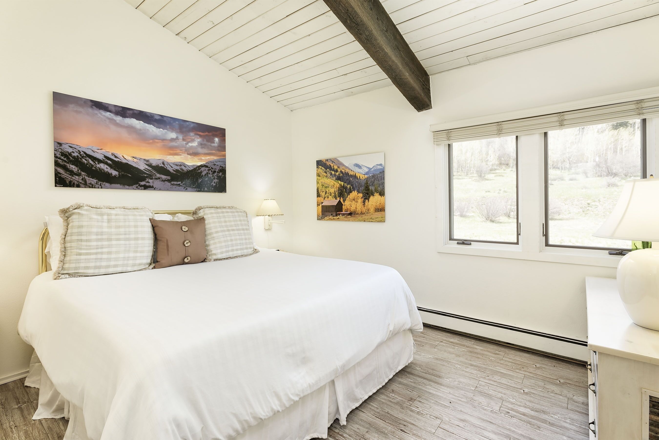 Condo, 3 Bedrooms | 3 bedrooms, laptop workspace, iron/ironing board, free WiFi