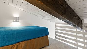 ์ฝ๋, ์นจ์ค 3๊ฐ | 3 ๊ฐ์ ์นจ์ค, ๋
ธํธ๋ถ ์์
๊ณต๊ฐ, ๋ค๋ฆฌ๋ฏธ/๋ค๋ฆฌ๋ฏธํ, ๋ฌด๋ฃ WiFi