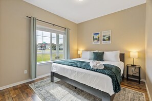 3 habitaciones, cuna de viaje, wifi y ropa de cama 
