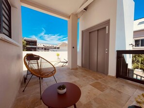 Terrace/patio - ALIZEA apartment, spacious with large terrace (Saint-Pierre)