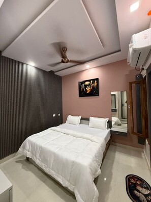 Reception - Hotel Pravas Inn  (Lucknow)