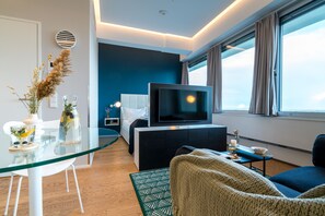 Fernseher