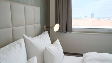 Free WiFi, bed sheets, wheelchair access