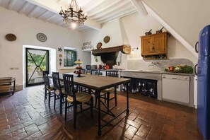 Dining - Villa la Pecine by MMega (Gaiole in Chianti)