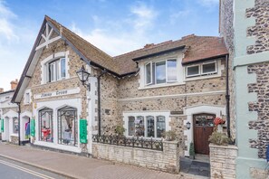 Exterior - 3 Bed in Beer (oc-h30977) (Beer)