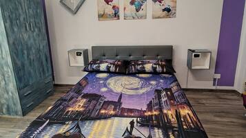 2 bedrooms, iron/ironing board, travel cot, free WiFi