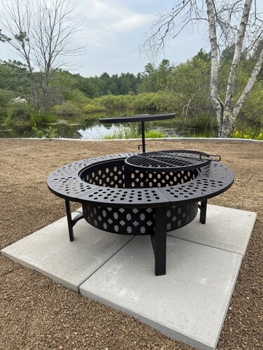 Charming 3-bedroom house in delightful Belfast, Maine