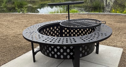 Charming 3-bedroom house in delightful Belfast, Maine