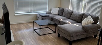 Spacious 3-bedroom apartment with WiFi, AC in lovely Randolph