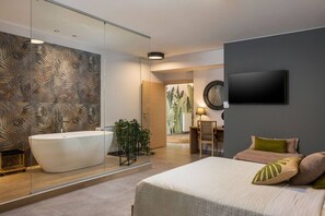 9 bedrooms, desk, iron/ironing board, free WiFi - July Offer: FREE Chef, Massage, Heated Pool (18pax) (Chania)