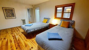 2 chambres, draps fournis