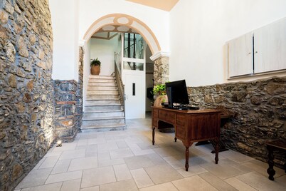 Harmonia home
