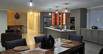 Outerspaces Farmhouse Retreat