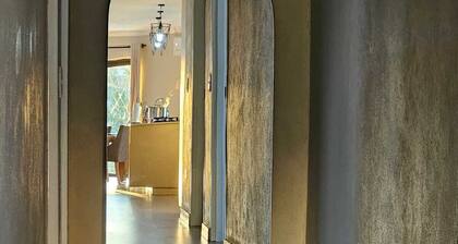 Outerspaces Farmhouse Retreat