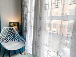 Appartement de base, vue sur le jardin | Accès au Wi-Fi (inclus)