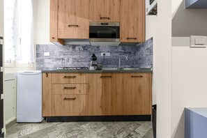 Condo, 2 quartos, ar-condicionado | Cozinha privada | Máquina de café expresso, cafeteira/chaleira, chaleira elétrica