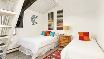 3 bedrooms, iron/ironing board, travel crib, free WiFi