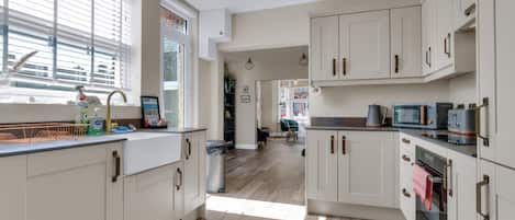 Fridge, microwave, oven, toaster