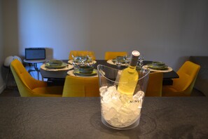 تناول الطعام