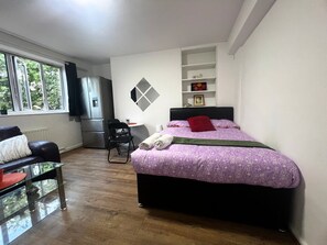 3 dormitorios, tabla de planchar con plancha, wifi y ropa de cama