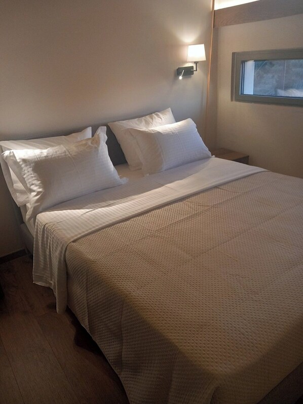 3 間睡房、熨斗/熨衫板、免費 Wi-Fi、床單