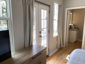 3 bedrooms, iron/ironing board, free WiFi, bed sheets - Eola’s Zen (Orlando)