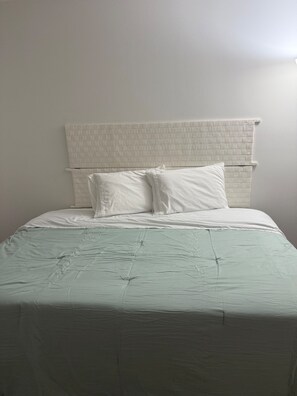 6 dormitorios, tabla de planchar con plancha, wifi y ropa de cama