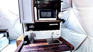 Fridge, microwave, coffee/tea maker, toaster