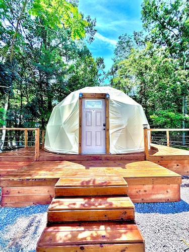 Luxury Dome • Hot Tub • Lake View • Near Marina