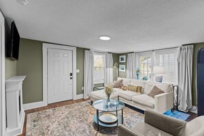 Télévision, cheminée