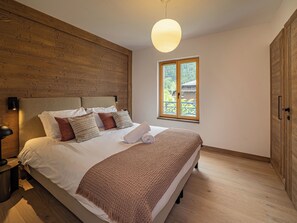 3 Schlafzimmer, Bügeleisen/Bügelbrett, Reisekinderbett, WLAN