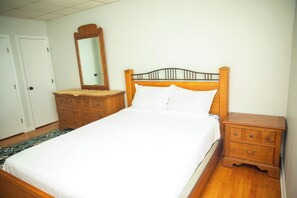 3 chambres, fer et planche Ă repasser, Wi-Fi, literie fournie