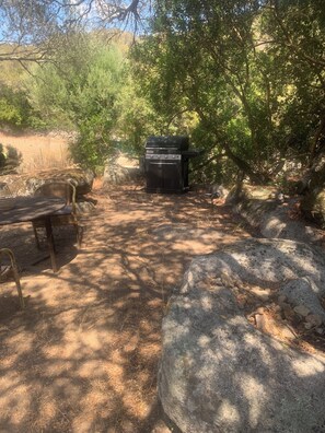 Outdoor dining - Guest room 25m2 (Figari)
