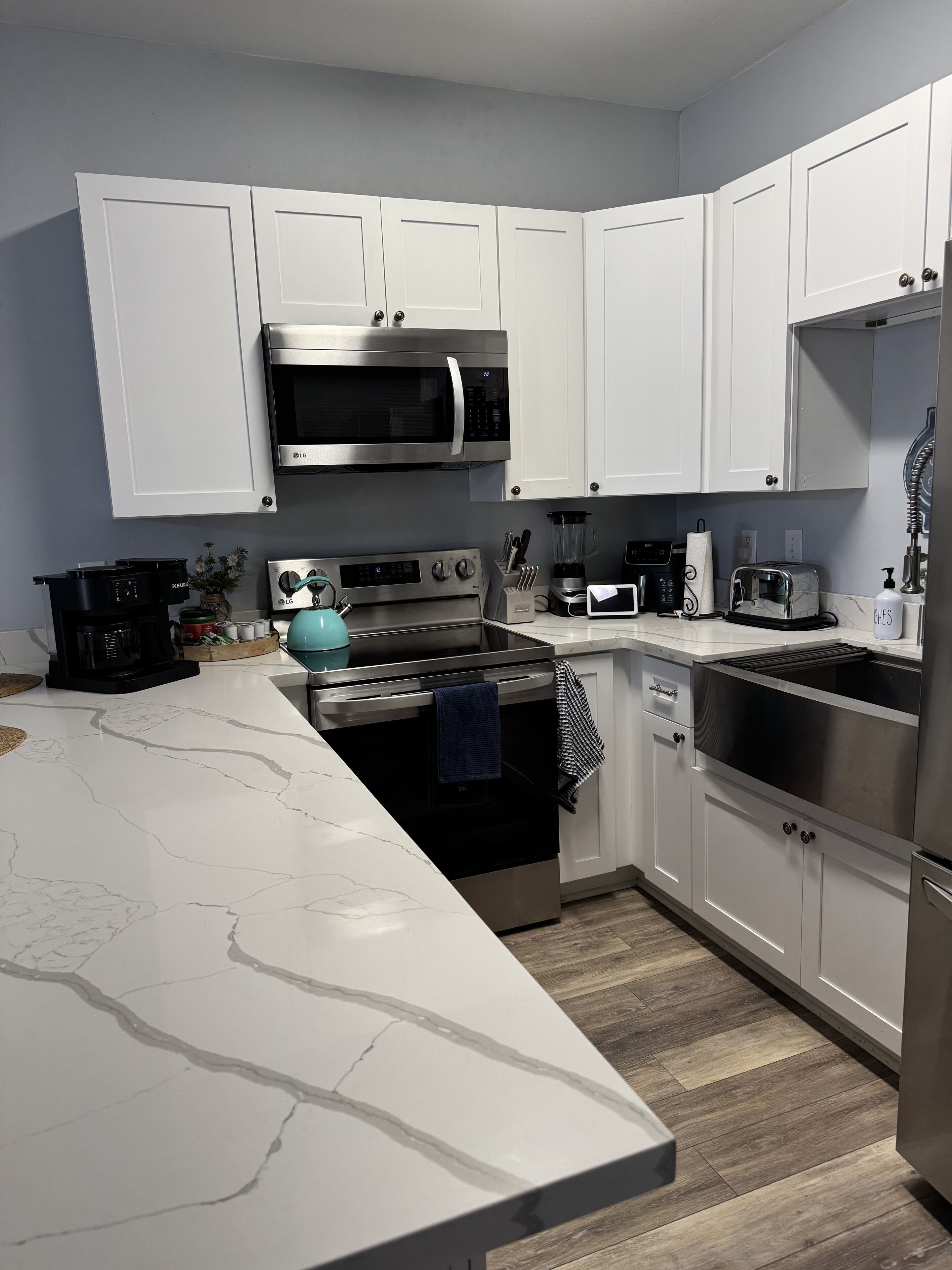 微波炉、烤箱、炉灶、洗碗机