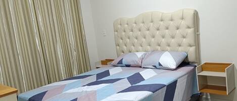 2 間睡房、熨斗/熨衫板、免費 Wi-Fi、床單