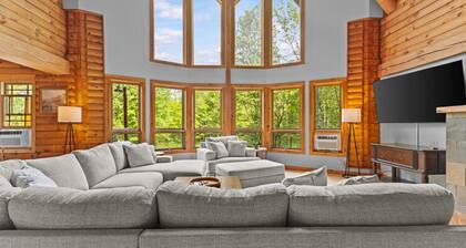 Huge Log Cabin by Lake âą 16 PPL