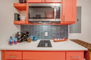 Microwave, dishwasher