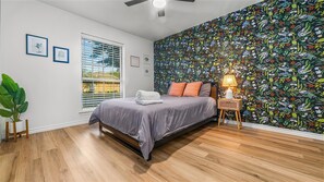 4 bedrooms, iron/ironing board, free WiFi, bed sheets