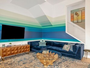 Smart TV, video games, DVD player, books