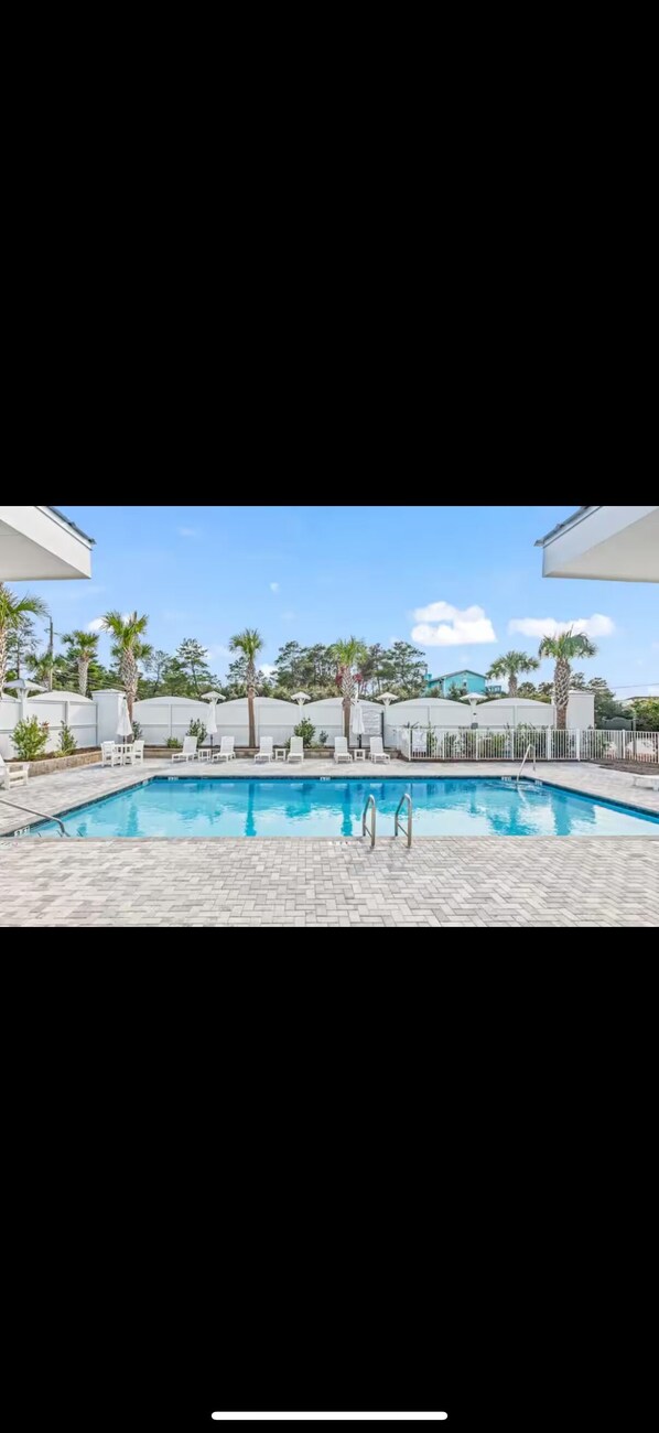 Udendørs pool
