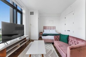 Ferros/tábuas de passar roupa, Wi-Fi, roupa de cama