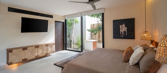 Charming 2-bedroom villa with fitness room, WiFi in delightful Tulum