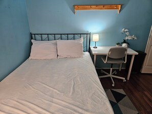 1 bedroom, iron/ironing board, WiFi