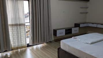 Luxury Apartment, Balcony, City View | Iron/ironing board, free WiFi