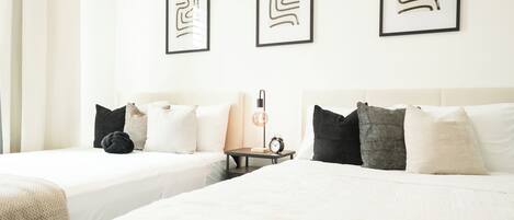 2 dormitorios, tabla de planchar con plancha, wifi y ropa de cama