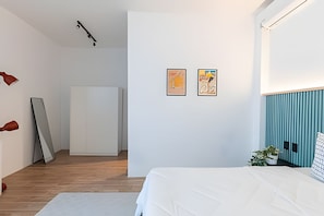 1 chambre, fer et planche à repasser, accès Internet, draps fournis