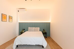 1 bedroom, iron/ironing board, Internet, bed sheets