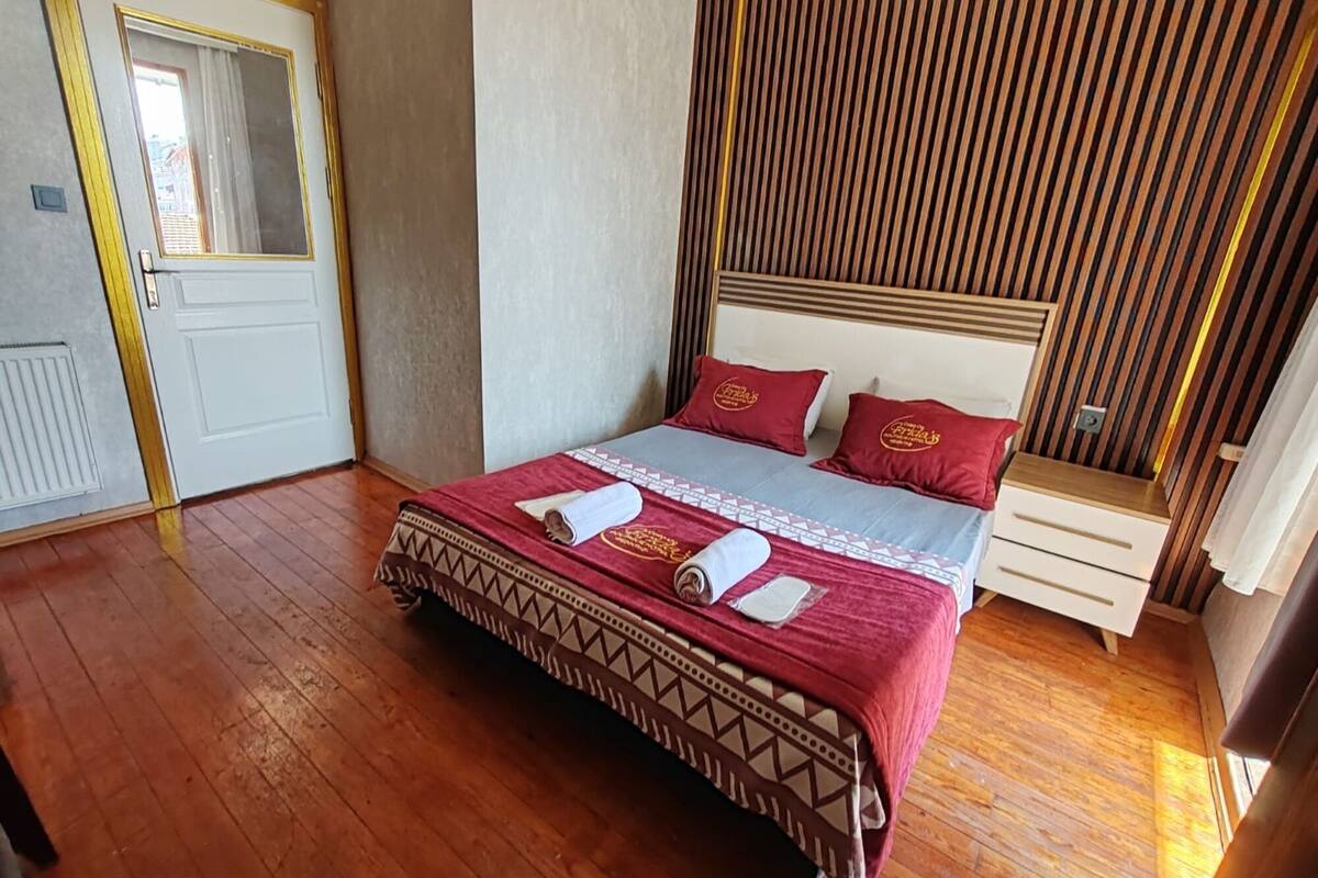 Blackout curtains, soundproofing, iron/ironing board, free WiFi