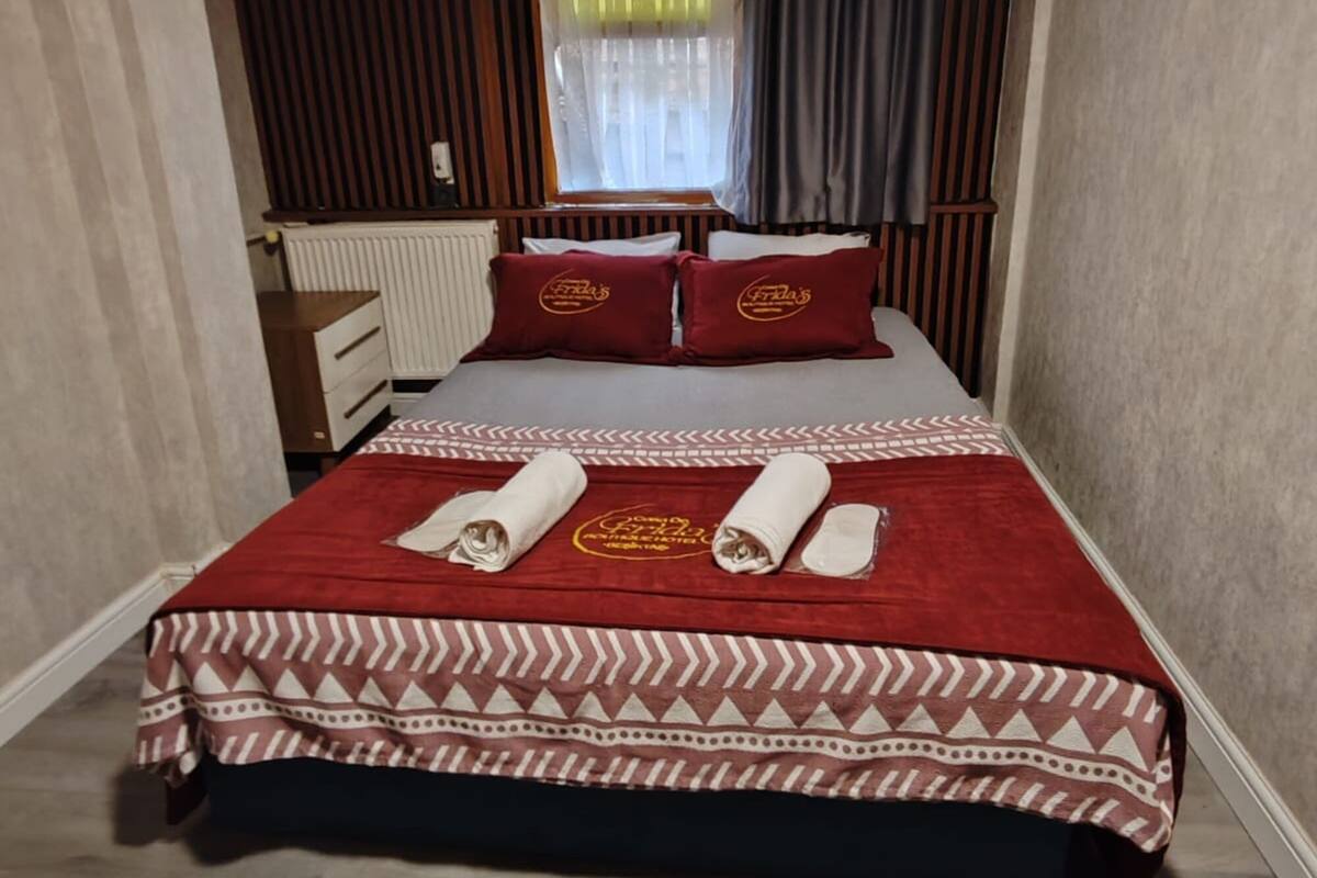 Blackout curtains, soundproofing, iron/ironing board, free WiFi